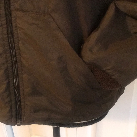 Redhead for her Jacket - Picture 3 of 9